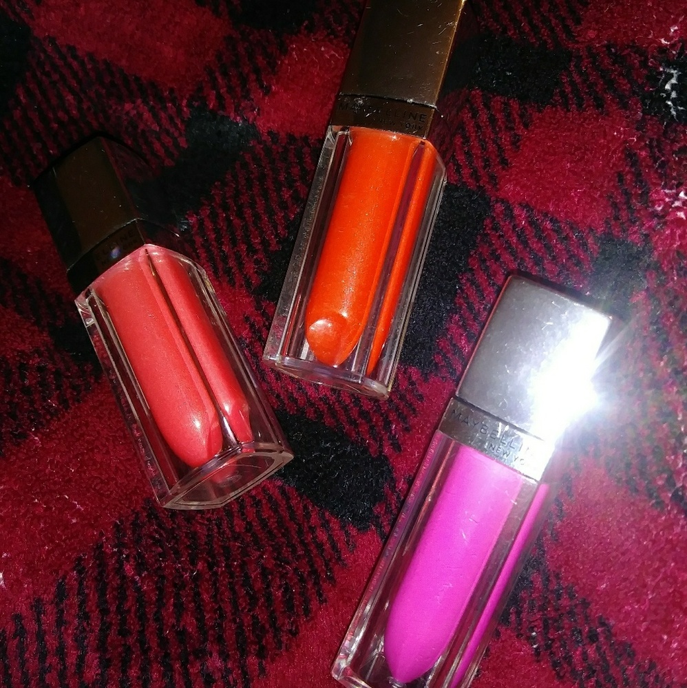 Maybelline lip gloss